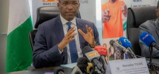 emploi-des-jeunes-mamadou-toure-forme-50-futurs-responsables-de-supermarche-en-18-mois