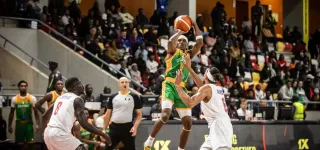 afrobasket-2025-hommes-cpv-81-82-civ-les-elephants-au-bout-du-suspense-avec-une-victoire-au-buzzer