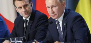 ukraine-macron-met-poutine-en-garde