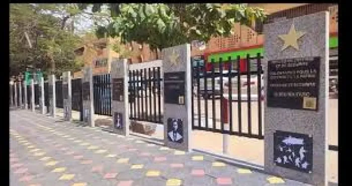 neuf-etoiles-en-bronze-volees-sur-la-rue-des-etoiles-a-ouagadougou
