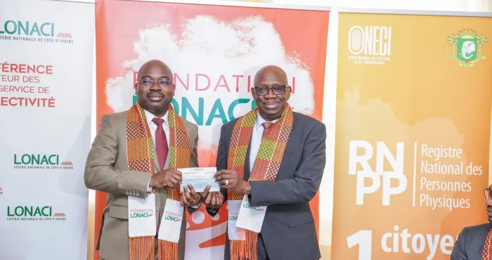 la-fondation-lonaci-fait-don-a-loneci