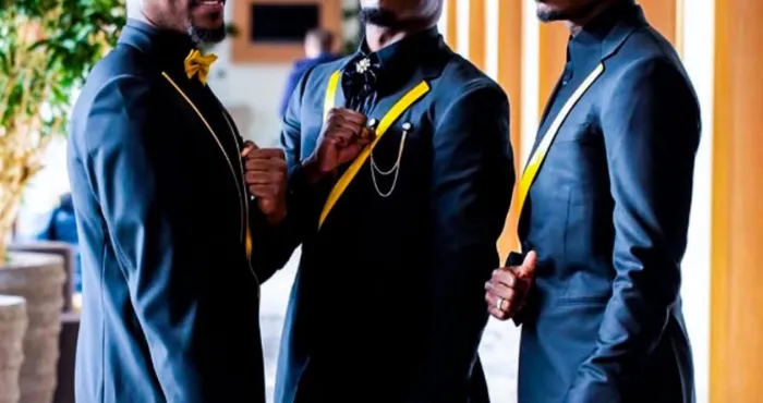 paul-pogba-saffiche-avec-ses-freres-pour-la-grande-reconciliation