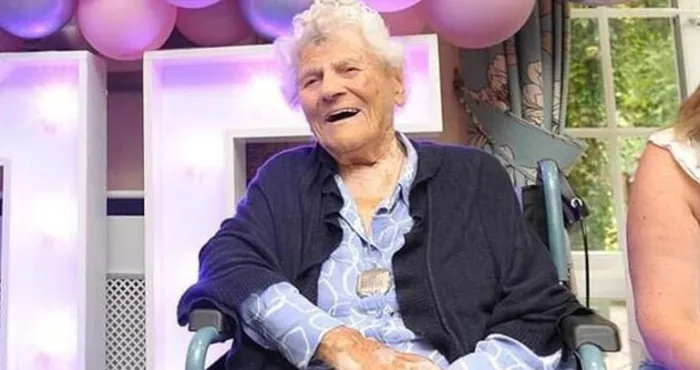 royaume-uni-ethel-caterham-la-doyenne-de-lhumanite-a-fete-ses-116-ans