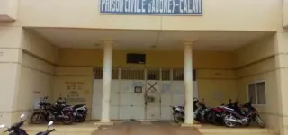 apres-levasion-a-la-prison-dabomey-calavi-les-sanctions-sont-tombess-dans-ladministration-penitentiaire