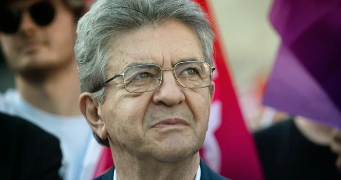 france-jean-luc-melenchon-annonce-le-depot-dune-nouvelle-procedure-de-destitution-contre-emmanuel-macron