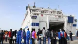 un bateau de sauvetage de migrants attaque au large de la libye