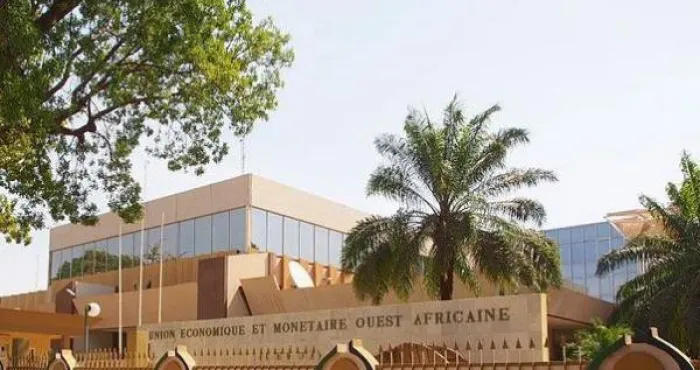 uemoa-la-commission-bancaire-signale-une-chute-alarmante-des-credits-depuis-2024
