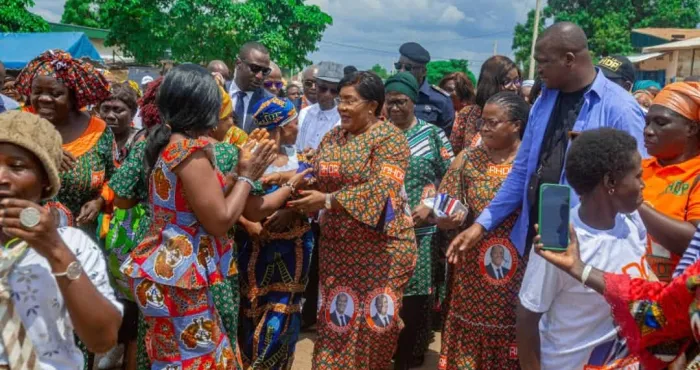 harlette-badou-celebre-les-pionnieres-de-luf-rhdp-du-poro
