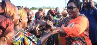 harlette-badou-aux-femmes-de-korhogo-je-voudrais-vous-demander-detre-unies