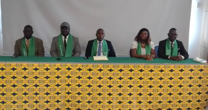 presidentielles-2025-le-mouvement-epc-fait-bloc-autour-dalassane-ouattara-pour-une-victoire-des-le-premier-tour