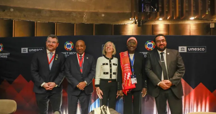 cloture-du-sommet-mondial-des-enseignants-la-cote-divoire-partage-lexperience-des-egena