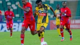 football ivoirien ligue 1 une journee de surprises et de duels serres