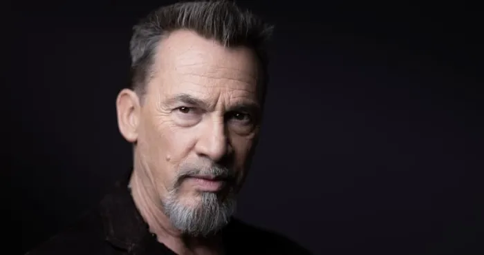 florent-pagny-donne-des-nouvelles-sur-sa-sante-deux-ans-apres-la-recidive-de-son-cancer