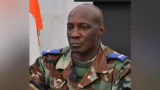 cote divoire michel gueu recadre des soldats lui rafraichissent la memoire