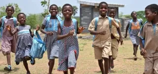 rentree-scolaire-2025-2026-la-cote-divoire-mise-sur-une-ecole-moderne-et-inclusive