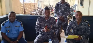 ouangolodougou-la-police-mise-sur-la-jeunesse-pour-enrayer-la-vague-de-vols-de-motos