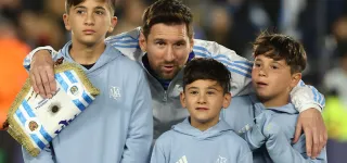 lionel-messi-inscrit-un-double-pour-son-dernier-match-en-argentine