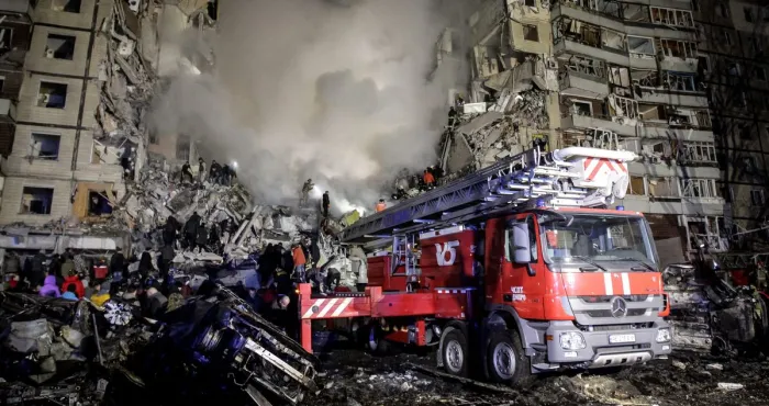 ukraine-une-frappe-russe-fait-au-moins-20-morts