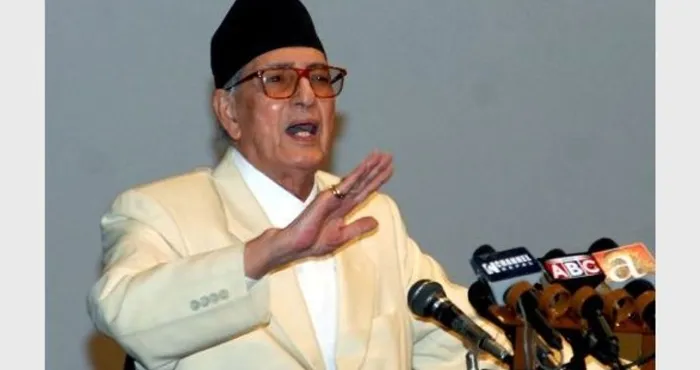 nepal-demission-du-premier-ministre-le-parlement-incendie