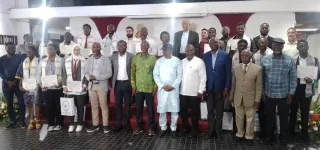 ecole-darchitecture-dabidjan-16-meilleurs-etudiants-de-la-5e-promotion-recoivent-leurs-parchemins