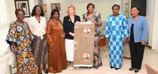 presidentielle-2025-le-pagne-du-rhdp-devoile-les-femmes-en-premiere-ligne-pour-la-victoire