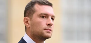 lecornu-a-matignon-bardella-sonne-lalerte-et-menace-de-censure