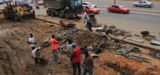 abobo-assainissement-loperation-de-liberation-des-arteres-principales-a-effectivement-demarre