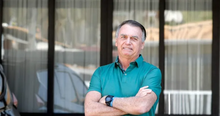 bresil-lex-president-jair-bolsonaro-condamne-a-27-ans-de-prison-pour-tentative-de-coup-detat