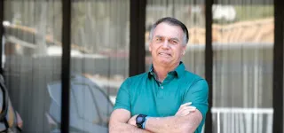 bresil-lex-president-jair-bolsonaro-condamne-a-27-ans-de-prison-pour-tentative-de-coup-detat