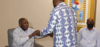 gbagbo-se-positionne-comme-le-nouveau-chef-de-file-de-lopposition-plusieurs-candidats-recales-recus-par-lex-president