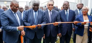 le-gouvernement-ivoirien-inaugure-son-centre-dappels-citoyens-allo-101