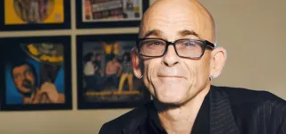 deces-du-comedien-emmanuel-karsen-voix-francophone-de-sean-penn-et-de-brad-pitt-a-lage-de-62-ans