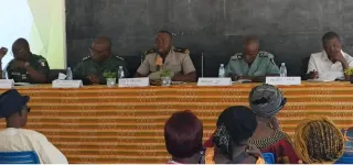 reduction-des-gaz-a-effet-de-serre-les-populations-de-bangolo-sensibilisees