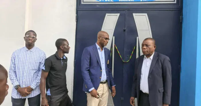 la-salle-des-fetes-du-lycee-classique-dabidjan-rehabilitee-par-des-anciens-caimans
