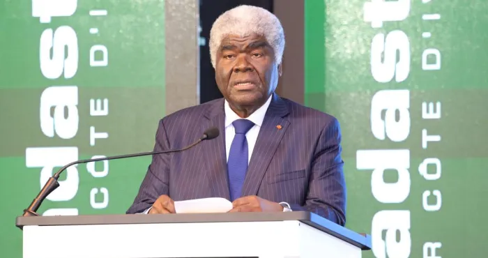 secteur-extractif-le-pm-beugre-mambe-lance-le-portail-e-cadastre-minier-un-outil-numerique-pour-lattractivite