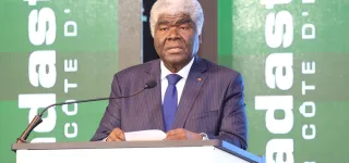 secteur-extractif-le-pm-beugre-mambe-lance-le-portail-e-cadastre-minier-un-outil-numerique-pour-lattractivite