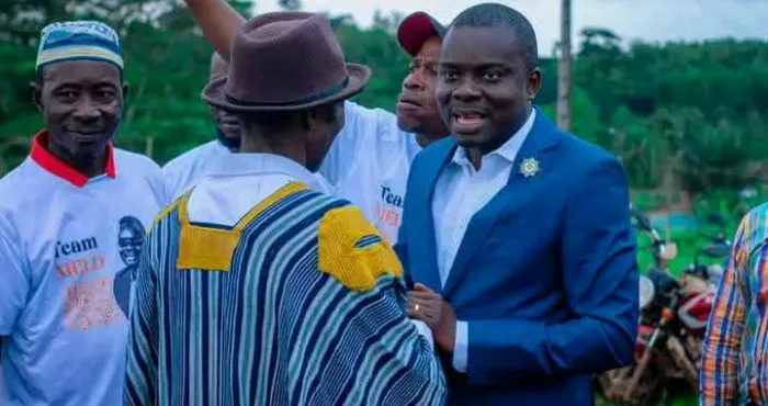 sohoupleu-lhonorable-olivier-pour-melo-fait-dun-don-dun-college-de-proximite-pour-soutenir-leducation-a-danane