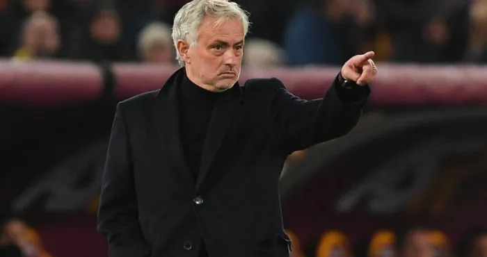 ligue-des-champions-mourinho-face-a-un-gros-defi-a-stamford-bridge