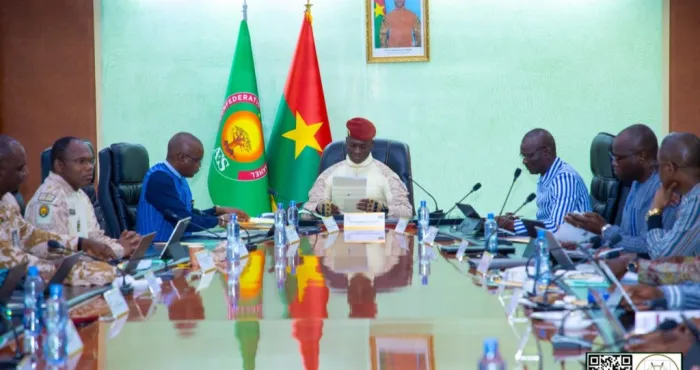 burkina-faso-le-gouvernement-met-fin-aux-activites-de-qnet-pour-escroquerie-portant-sur-plus-dun-milliard-f-cfa
