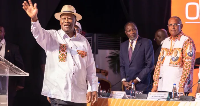 campagne-presidentielle-alassane-ouattara-dame-le-pion-a-ses-adversaires
