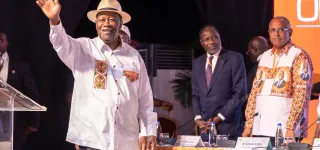 campagne-presidentielle-alassane-ouattara-dame-le-pion-a-ses-adversaires