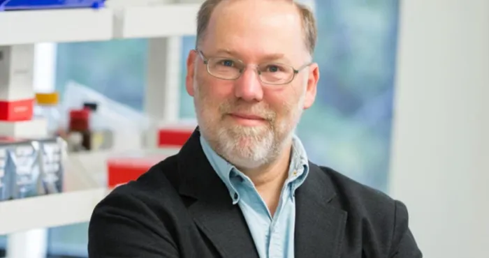 nobel-de-medecine-2025-le-dr-fred-ramsdell-lun-des-laureats-parti-en-randonne-est-injoignable