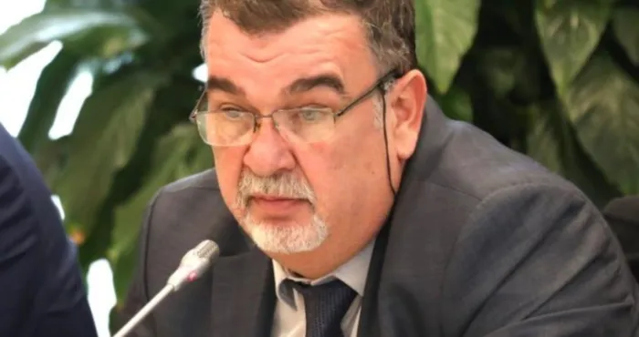 albanie-un-juge-abattu-en-pleine-audience-par-un-homme-qui-comparaissait-devant-le-tribunal