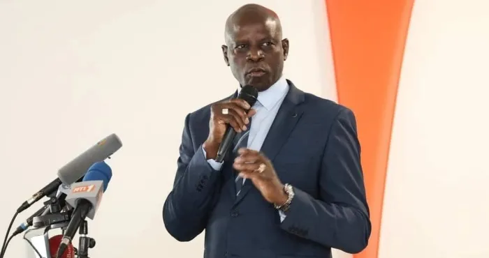 proximite-avec-les-ziguehis-pr-adama-diawara-cest-normal-que-je-les-rencontre