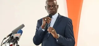 proximite-avec-les-ziguehis-pr-adama-diawara-cest-normal-que-je-les-rencontre