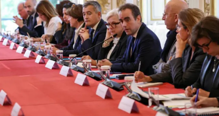 france-politique-generale-voici-le-point-de-discorde-entre-le-gouvernement-et-les-partis-politiques