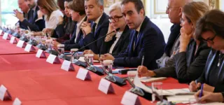 france-politique-generale-voici-le-point-de-discorde-entre-le-gouvernement-et-les-partis-politiques