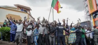 presidentielle-au-cameroun-le-gouvernement-appelle-les-populations-a-la-retenue-avant-lannonce-des-resultats-officiels