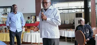 inauguration-de-la-mosquee-hadja-salamata-mariam-la-reconnaissance-de-malick-tohe-aux-dirigeants-du-football-ivoirien