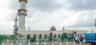 la-mosquee-salam-dadjame-fait-peau-neuve